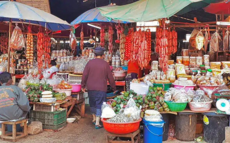 marché Dao Heuang Pakse