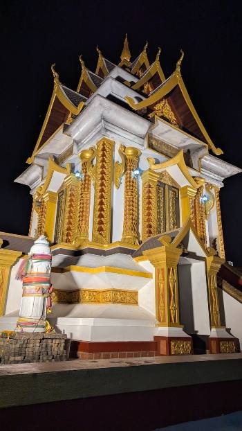 wat phou